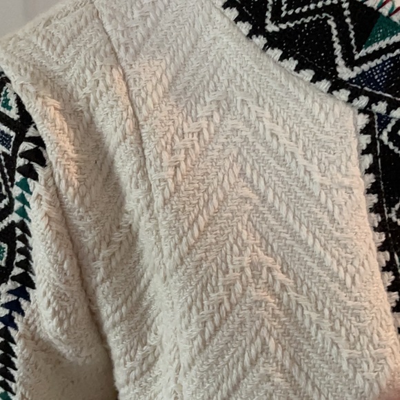 White Aztec Trim Jacket sz4 - Picture 3 of 9